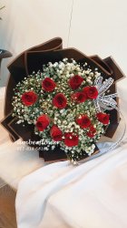 AHB9320 - Red roses
