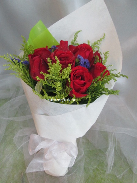 AHR1348 (Red Roses) - Click Image to Close