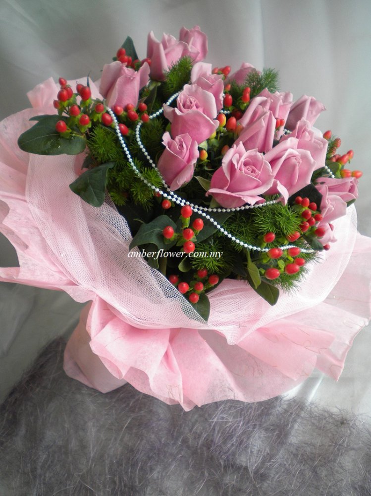 AHB9571 - Purple roses - Click Image to Close