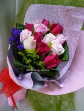 AHR1393 - Red & pink roses