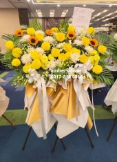 AACC8726 - Funeral Flowers Wreath