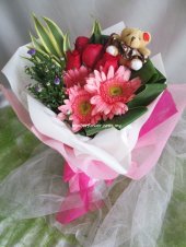 BB484 (Mixed flowers & cutie bear)