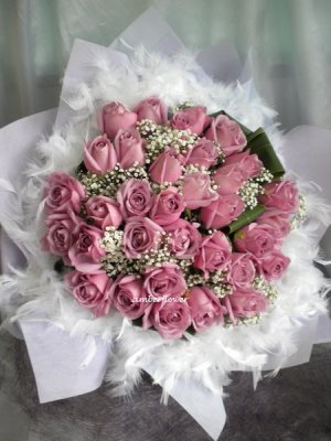 AHR1470 - Purple Roses