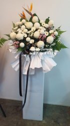 AACC8752 Funeral Flowers Wreath