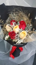 AHB9691 - Roses)
