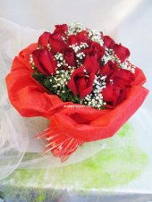 AHB9892 - Red roses