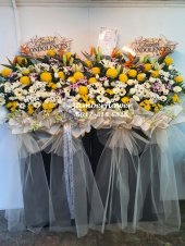 AACC8751 Funeral Flowers Wreath