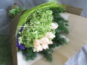 AHB9354 - Mixed flowers