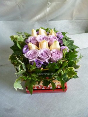 Abox9938 (Mixed roses)