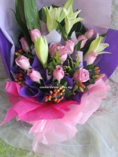 AHM517 - Lilies & roses