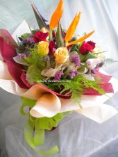 AHM555 - Bird of paradise and mixed roses