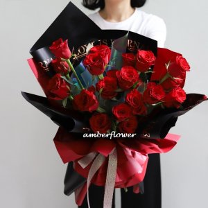 AHB9253 - Red roses